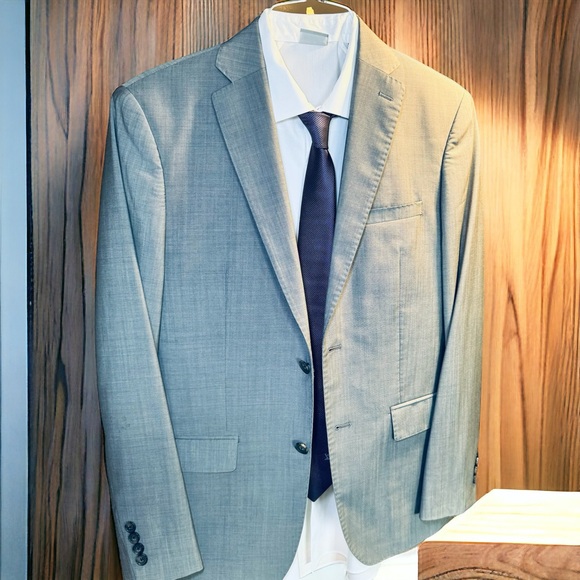 DKNY Men’s Grey Suit SZ 40R Modern Fit - Picture 11 of 16